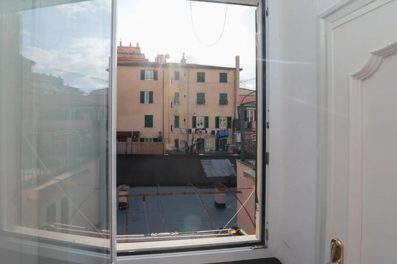 Apartment La Casa Di Marta In Canevari Genoa